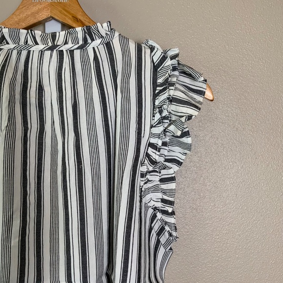 LOFT Striped Ruffle Split Neck Shell - Picture 15 of 16